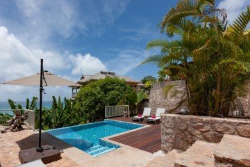 180° Villa (300 m²)